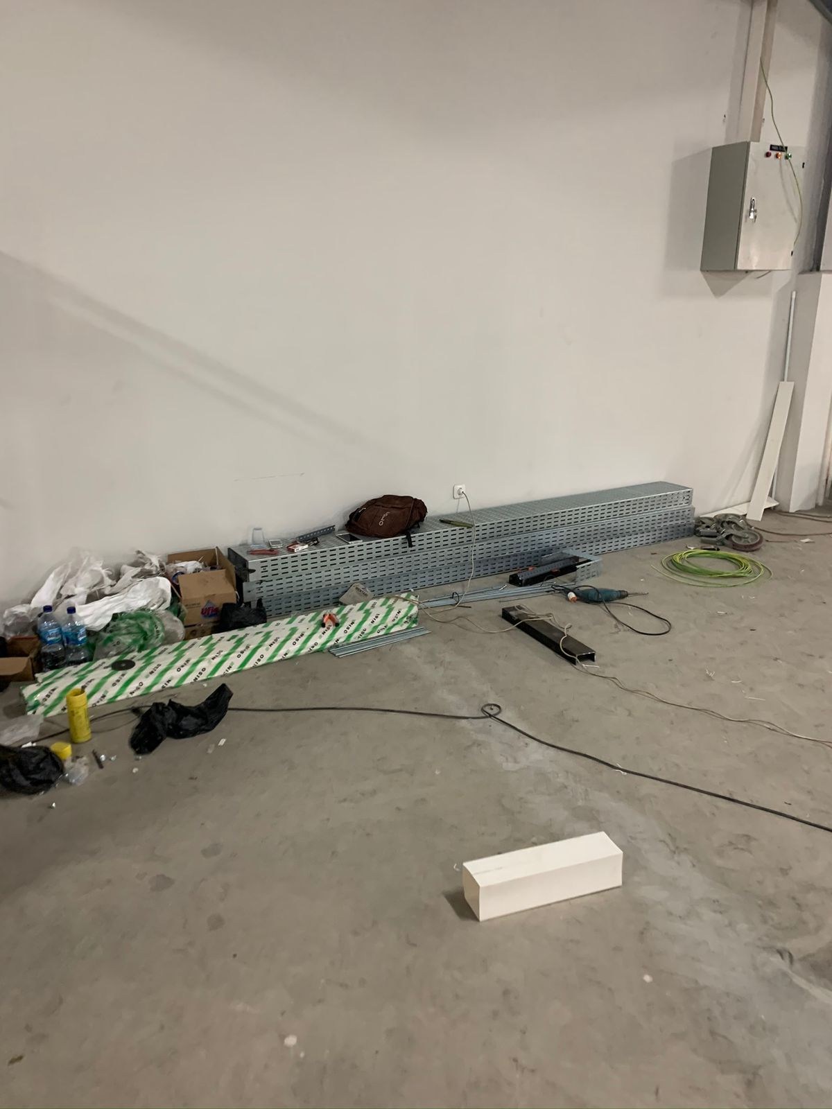 Instalasi Kabel Data